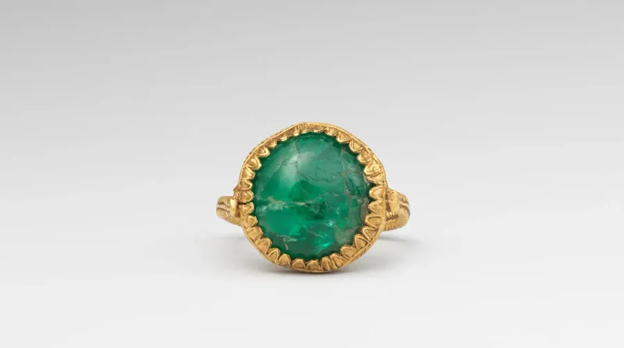 Anillo de humor: el cristal líquido y la ciencia tras el cambio de color