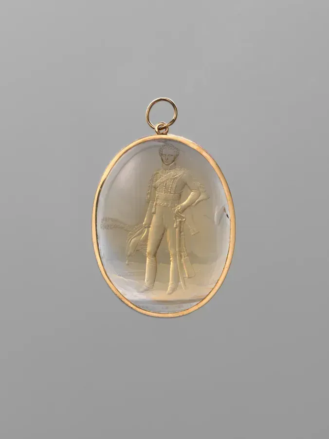 Retrato tallado en citrino con montura de oro de colgante, Italia, 1820