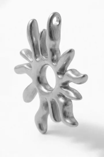 КУЛОН СОЛНЦЕ СЕРЕБРИСТЫЙ 3