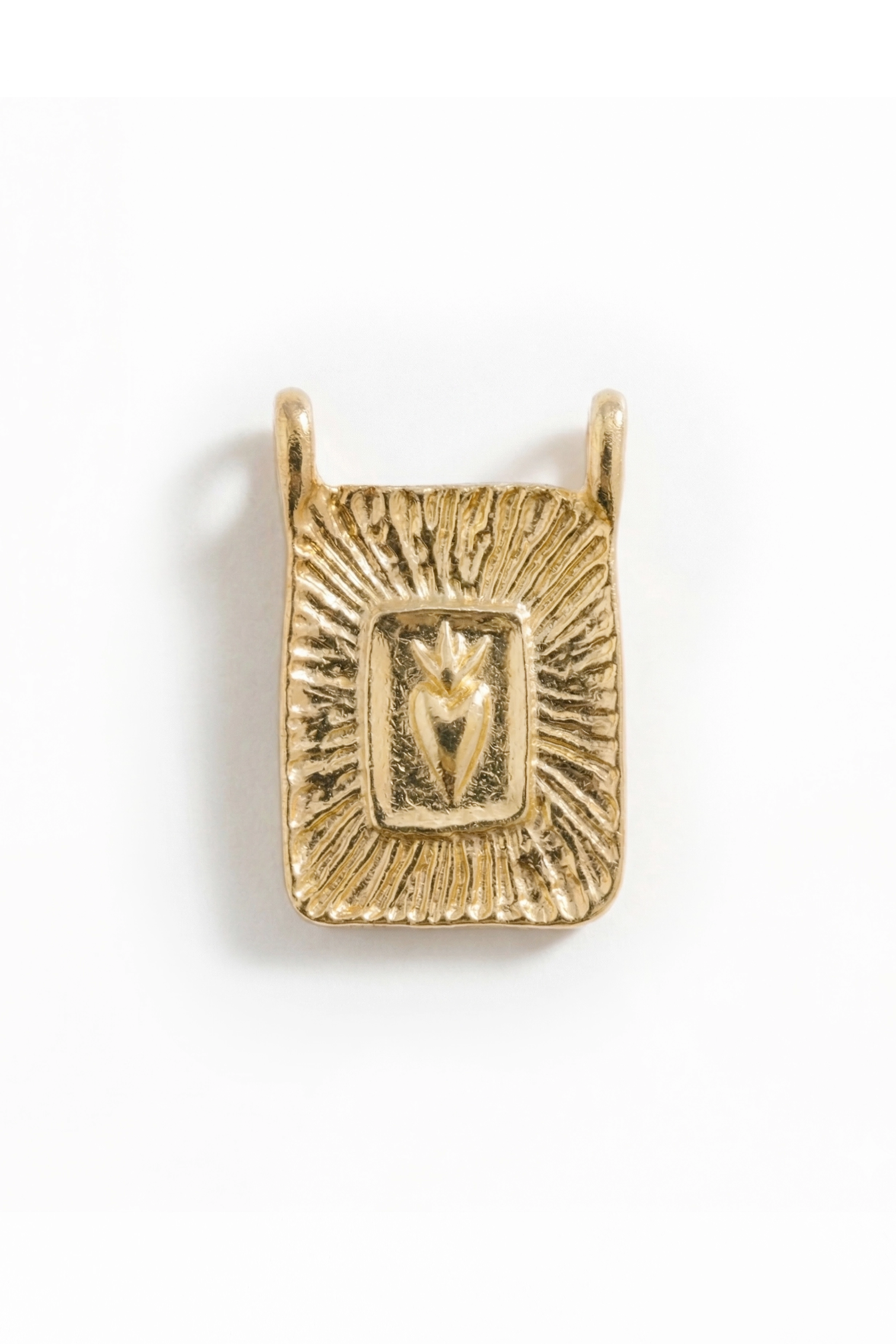 КУЛОН ПЫЛАЮЩЕЕ СЕРДЦЕ