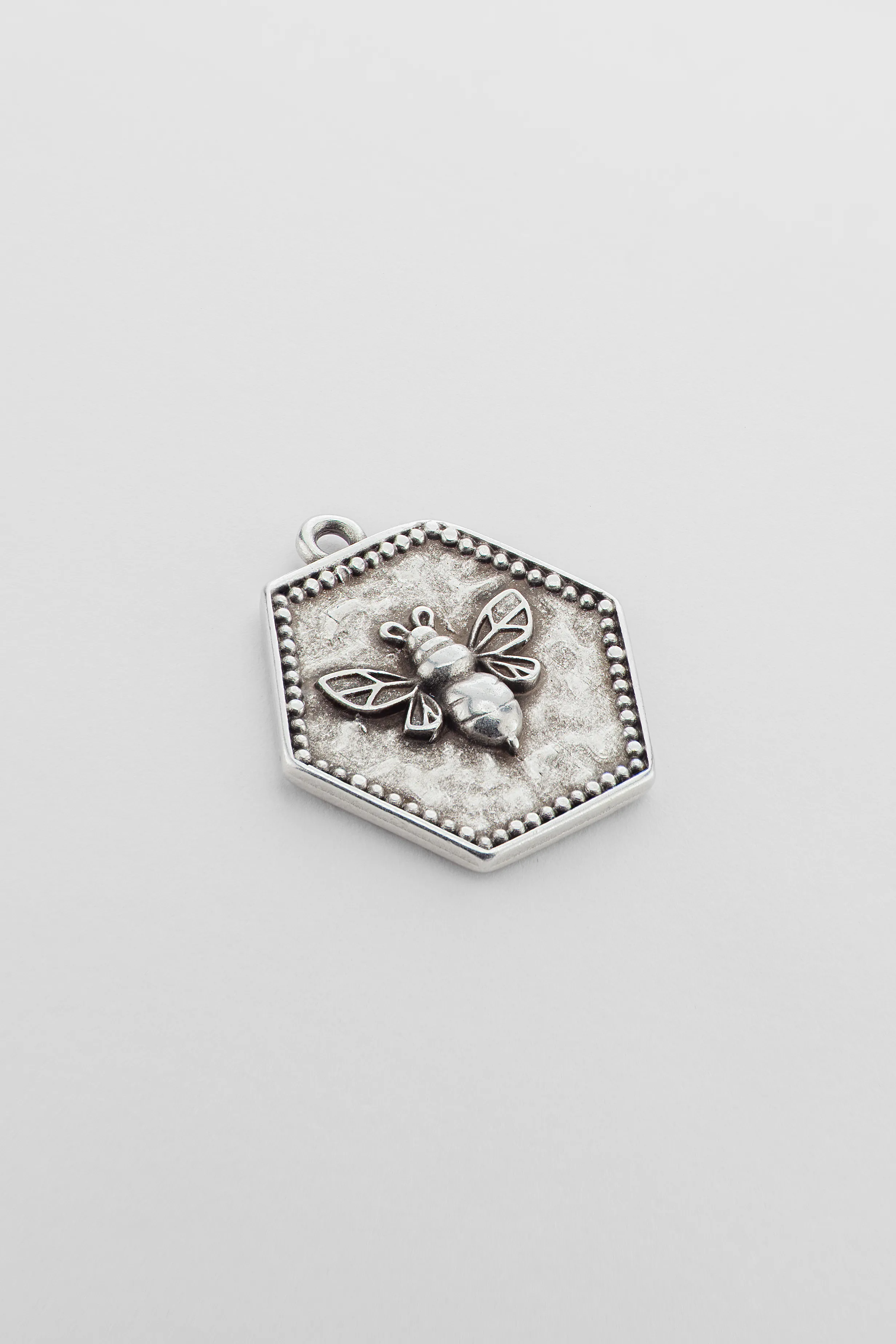 КУЛОН ПЧЕЛА В СОТАХ превью 2